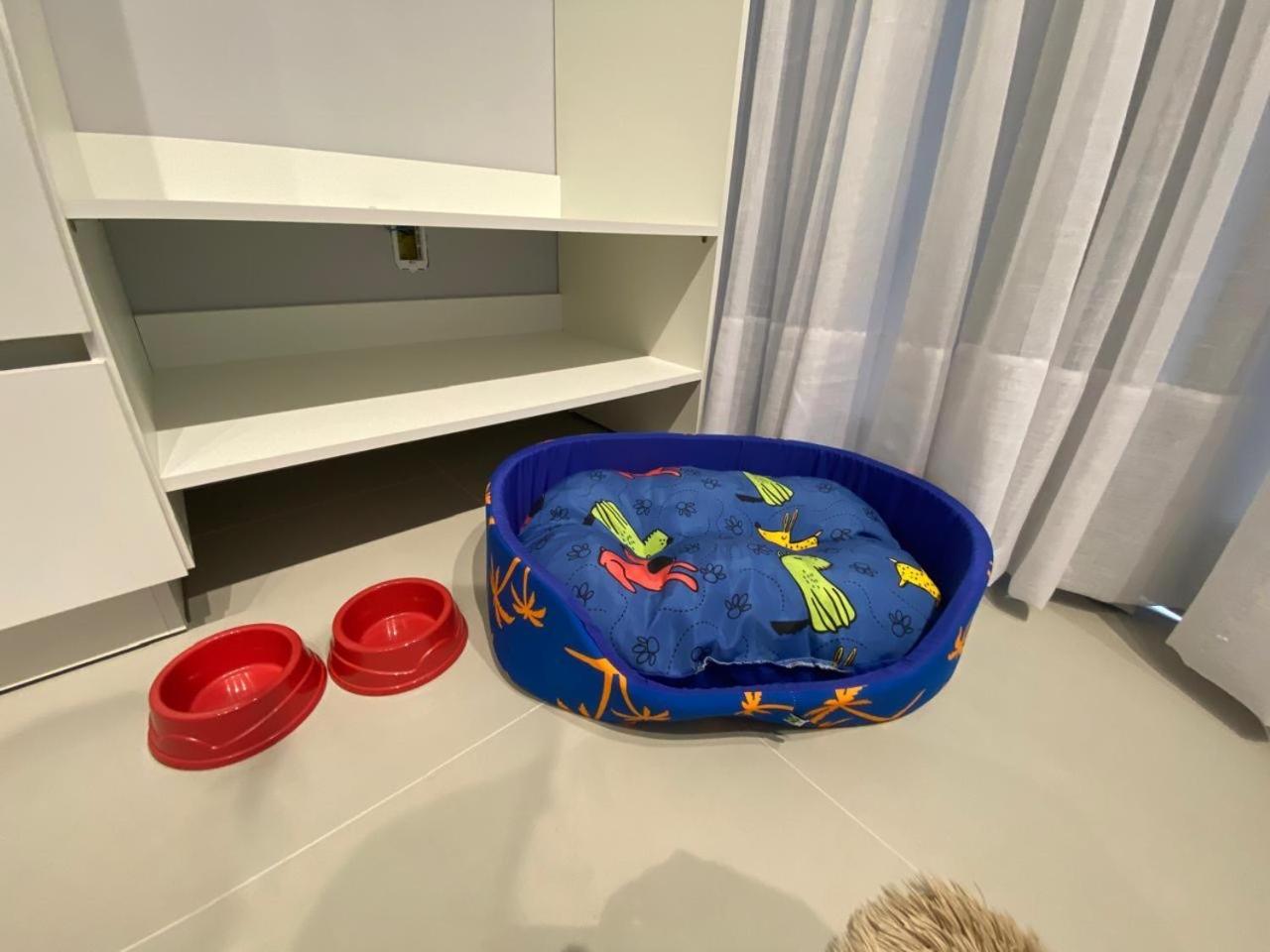 Charmoso E Aconchegante, Pertinho Da